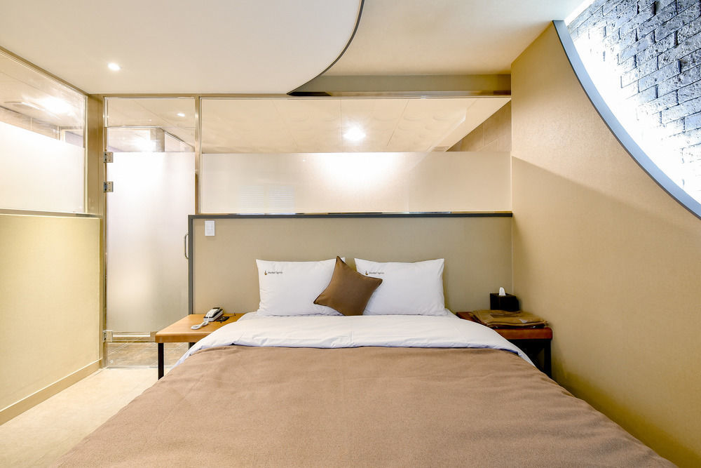 Hotel Ignis Oncheonjang 釜山広域市 エクステリア 写真