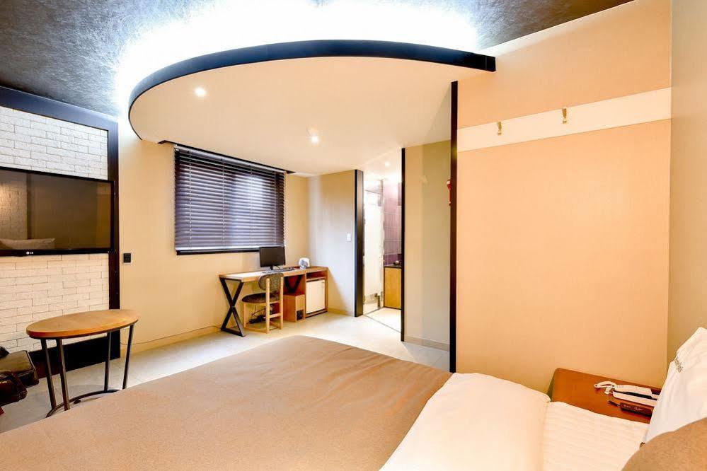 Hotel Ignis Oncheonjang 釜山広域市 エクステリア 写真