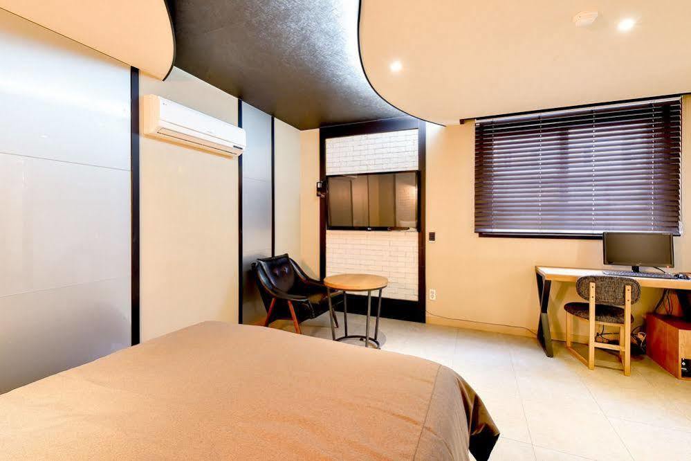 Hotel Ignis Oncheonjang 釜山広域市 エクステリア 写真