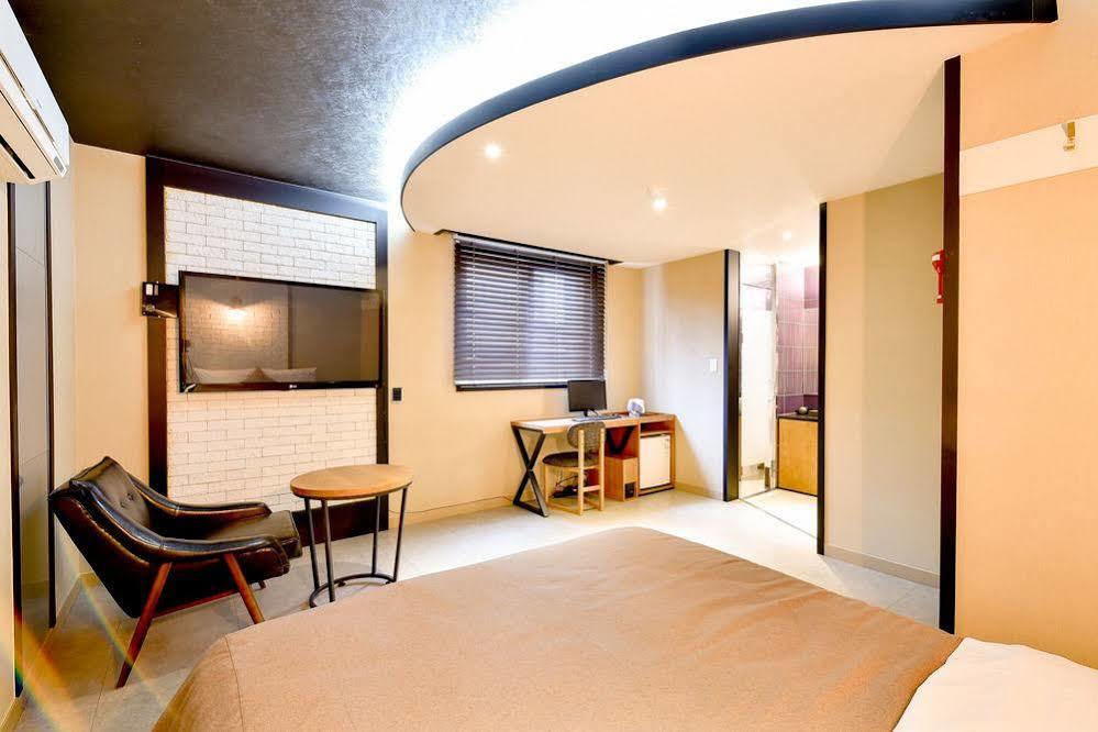 Hotel Ignis Oncheonjang 釜山広域市 エクステリア 写真